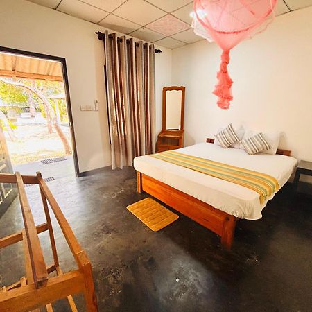 Werala Beach Resort Kalpitiya Ngoại thất bức ảnh