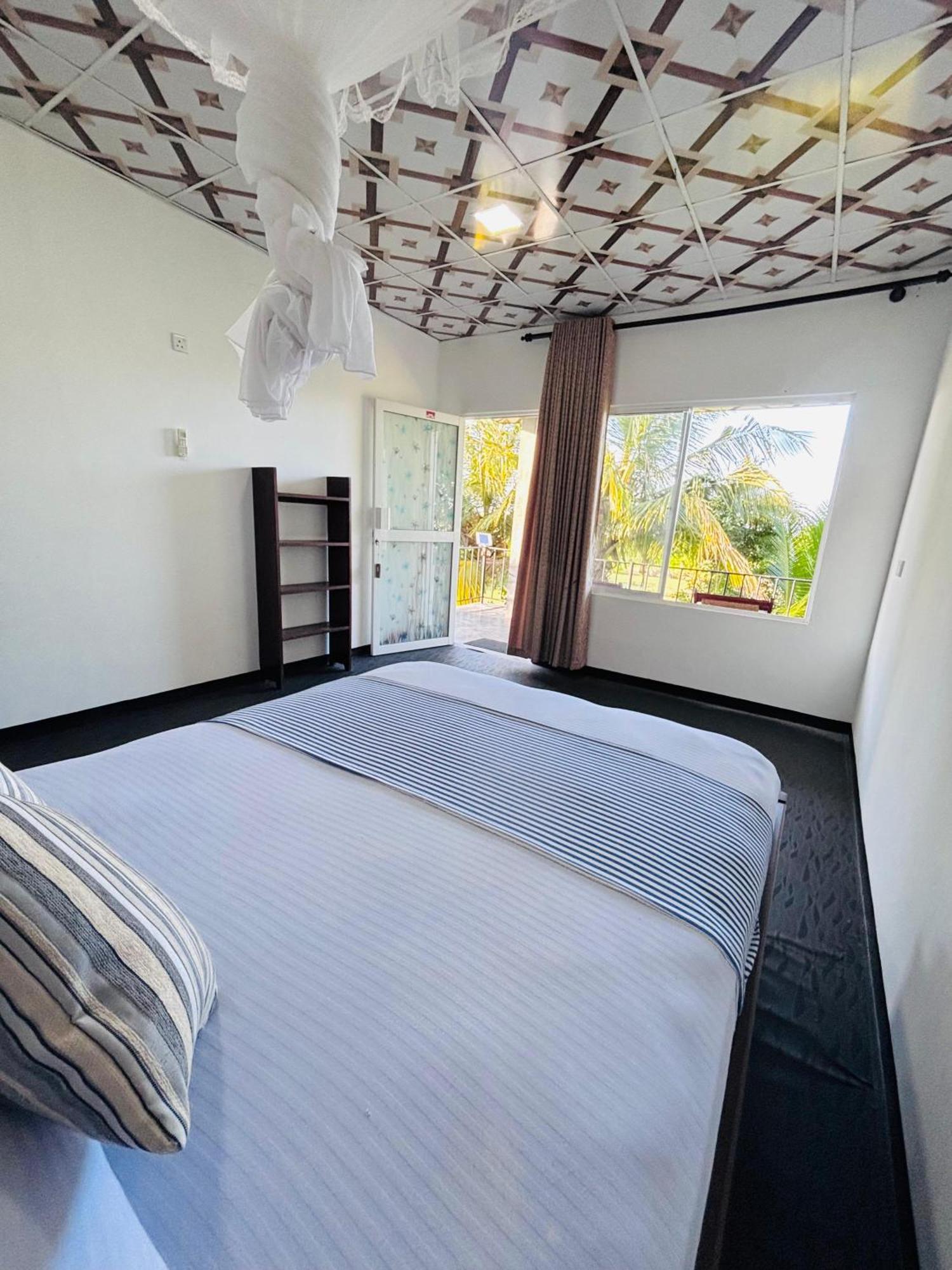 Werala Beach Resort Kalpitiya Ngoại thất bức ảnh